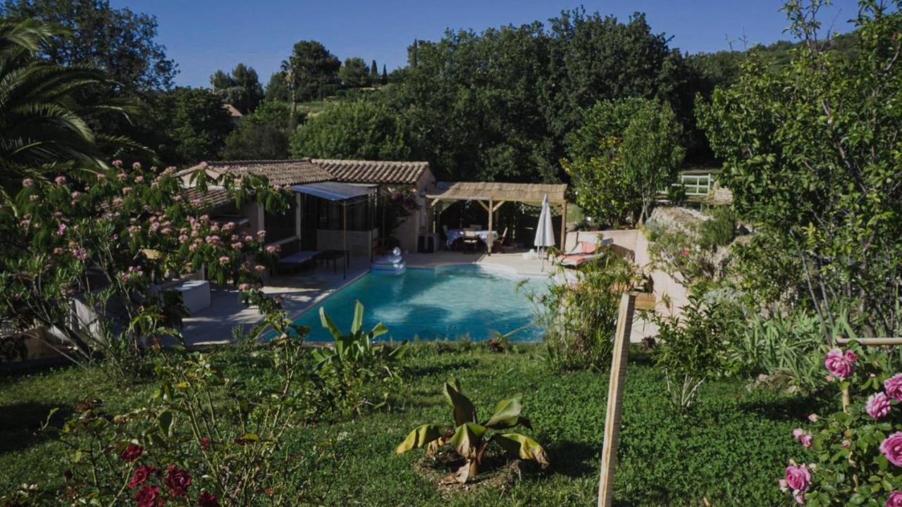 Une Petite Maison Entre Vignes Et Mer La Cadiere-d'Azur Exteriör bild